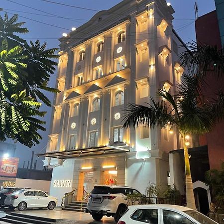 Hotel Sarvin Лакхнау Екстер'єр фото